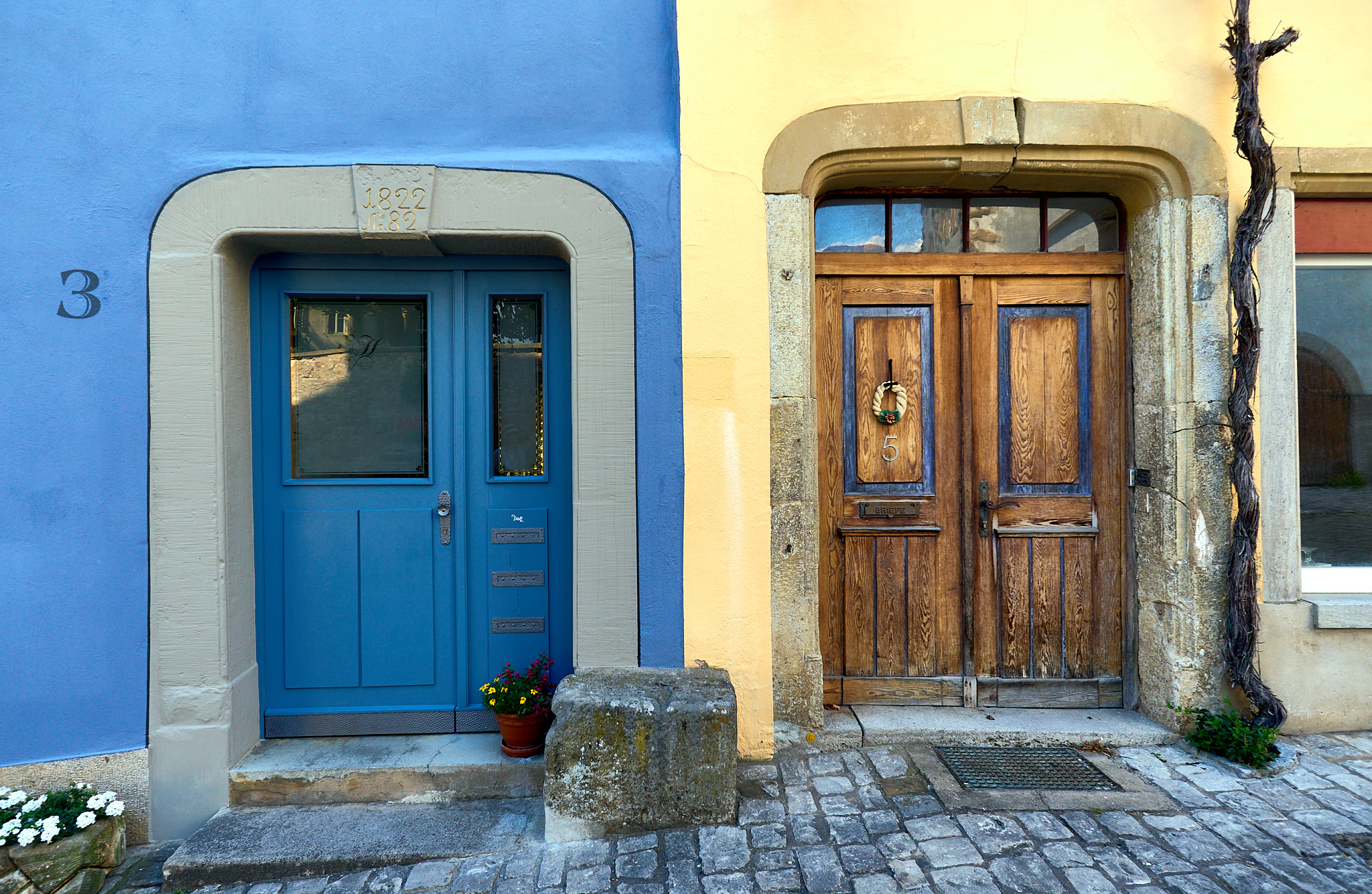  Doors, Hofbronnengasse 