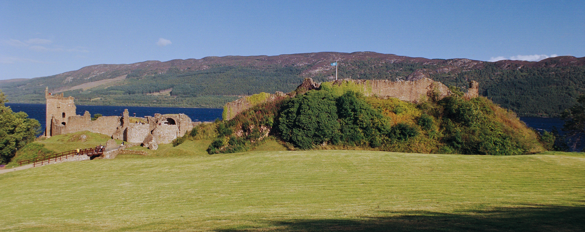  Urquhart Castle 2005 